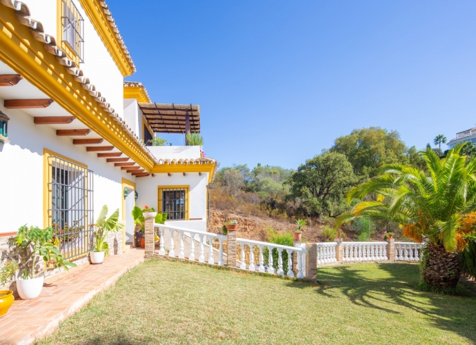 Villa Independiente en Elviria - 4