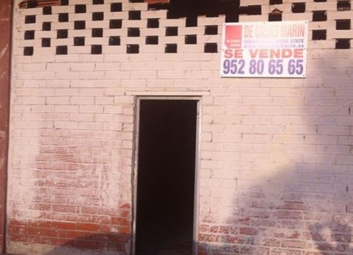 Commercial Shop en Estepona - 3