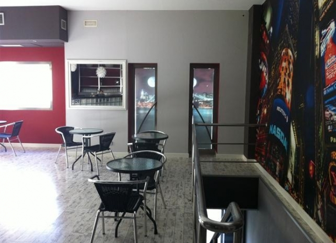 Commercial Bar en Estepona - 8