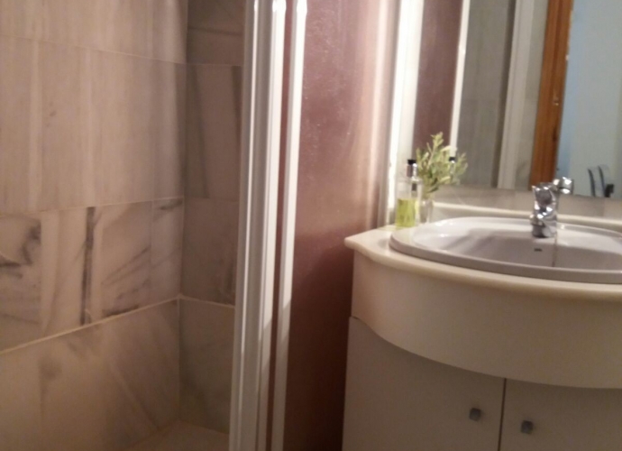 Apartamento Planta Media en Estepona - 8