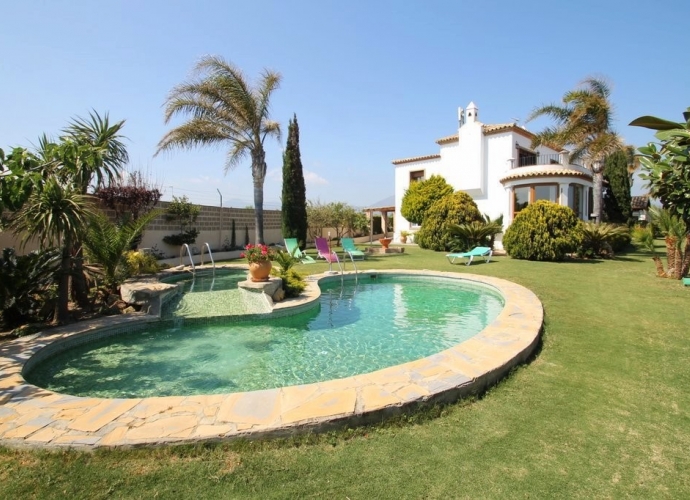 Villa Independiente en Estepona - 1