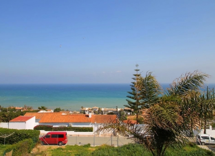 Villa Independiente en Estepona - 3
