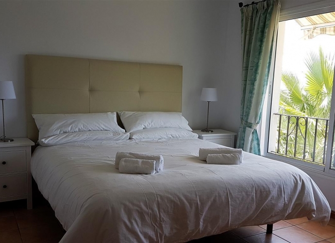 Villa Detached in Estepona - 5