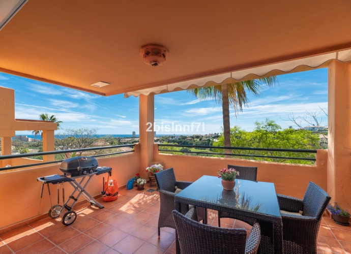 Apartment Middle Floor in Elviria Los Lagos de Santa María Golf  - 4