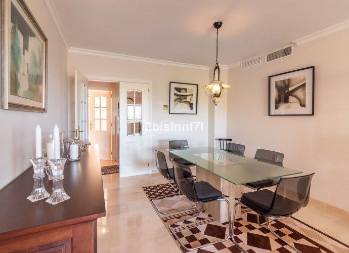 Apartamento Planta Media en Elviria Los Lagos de Santa María Golf  - 8