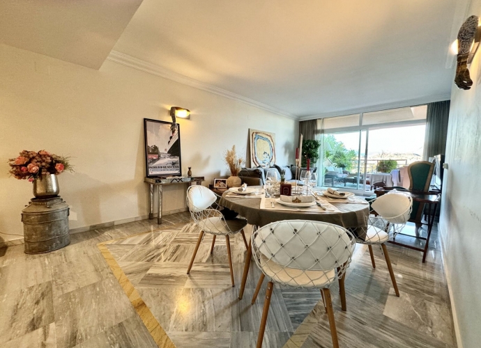 Appartement milieu d’Etage situé à Nueva Andalucía Magna Marbella  - 10