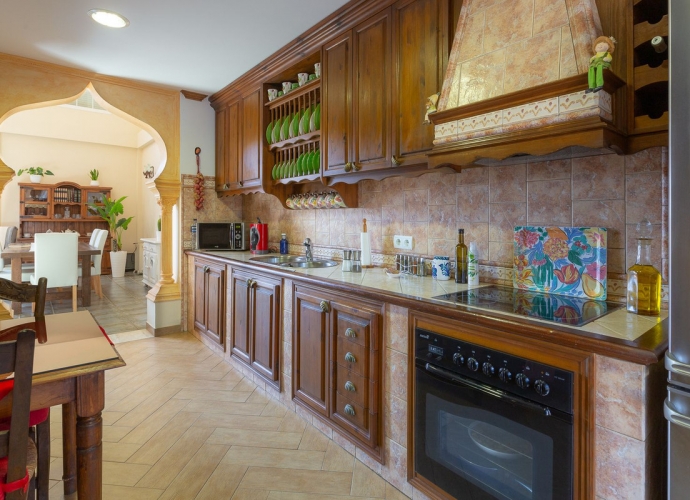 Villa Detached in Elviria - 6