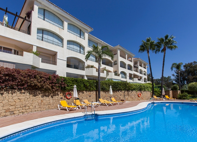 Appartement milieu d’Etage situé à Elviria Hacienda Playa  - 1