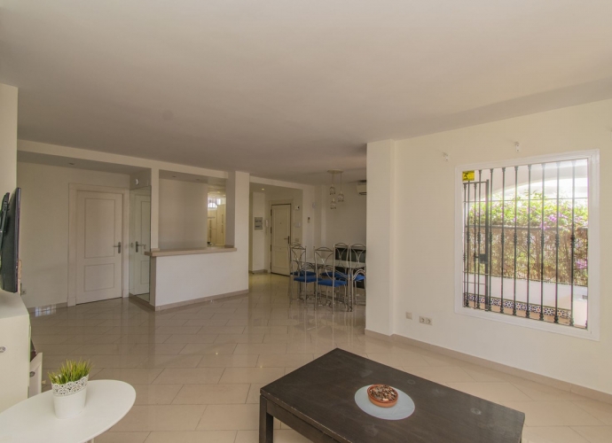 Apartamento Planta Baja en Nueva Andalucía Los Naranjos  - 4