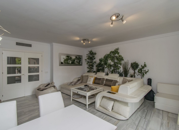 Apartamento Planta Media en The Golden Mile El Infantado  - 10