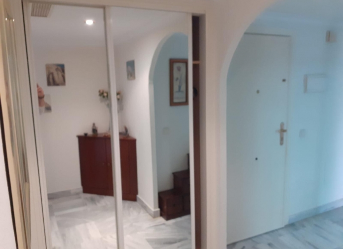 Appartement milieu d’Etage situé à Nueva Andalucía Dama de Noche  - 3