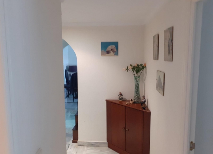 Appartement milieu d’Etage situé à Nueva Andalucía Dama de Noche  - 4