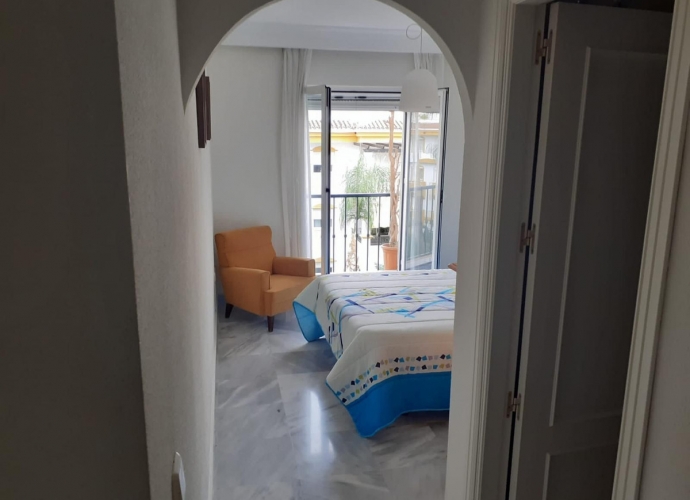 Appartement milieu d’Etage situé à Nueva Andalucía Dama de Noche  - 10