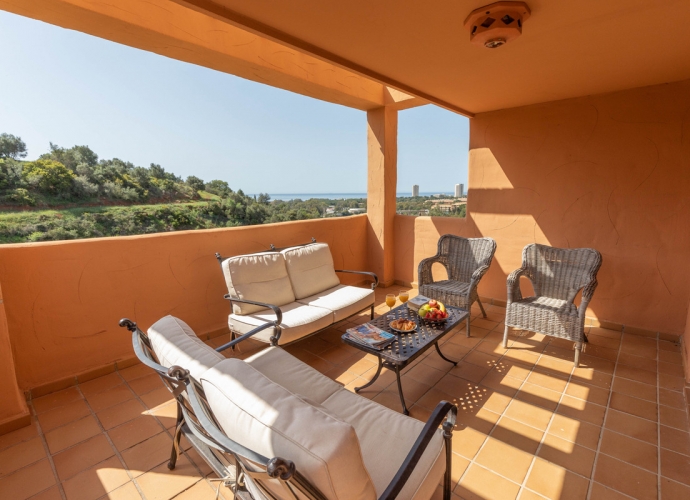 Apartamento Planta Media en Elviria Los Lagos de Santa María Golf  - 1