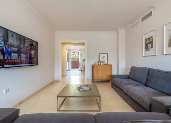 Apartamento Planta Media en Elviria Los Lagos de Santa María Golf  - 4