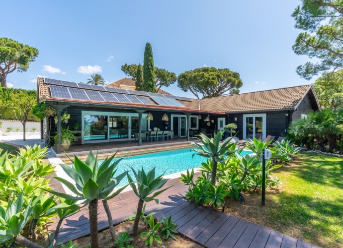 Villa Detached in Marbella - 1