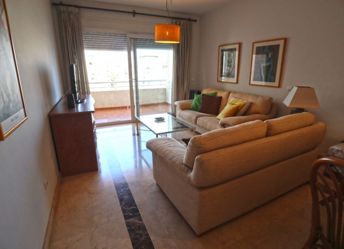 Apartment Middle Floor in Marbella - 9