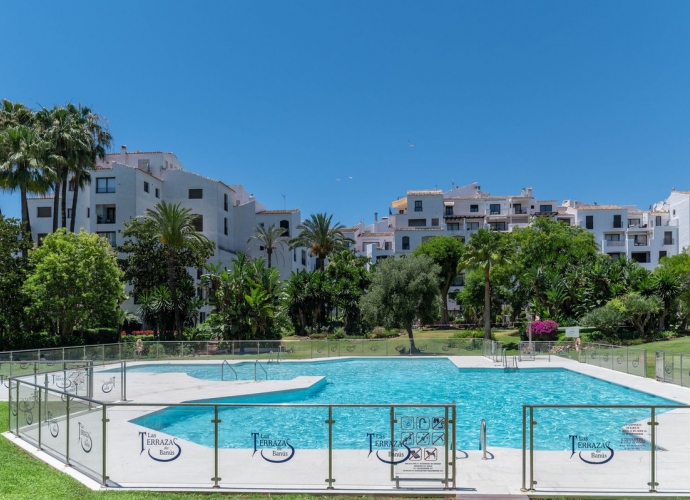 Appartement milieu d’Etage situé à Puerto Banús - 1