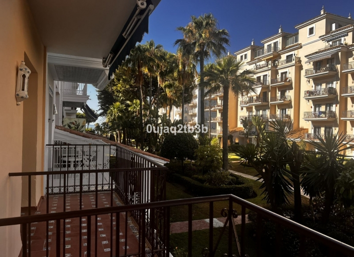 Appartement milieu d’Etage situé à Puerto Banús - 4