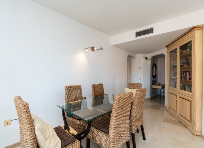 Apartment Middle Floor in Elviria - 8