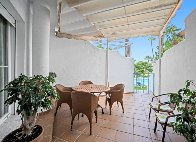 Apartamento Planta Baja en The Golden Mile Marbella Real  - 1