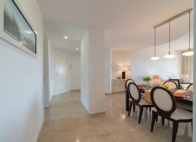 Appartement milieu d’Etage situé à Elviria Elviria Hills  - 8