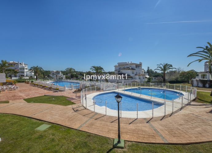 Appartement milieu d’Etage situé à Elviria - 9