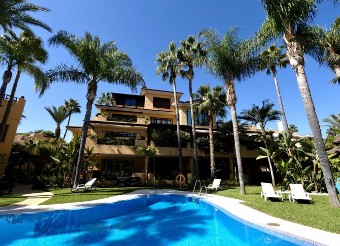 Apartamento Planta Baja en Puerto Banús - 2