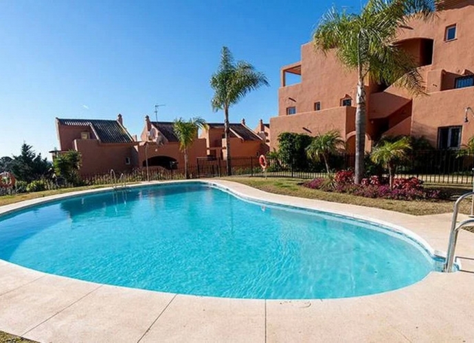 Apartment Ground Floor in Elviria Los Lagos de Santa María Golf  - 3