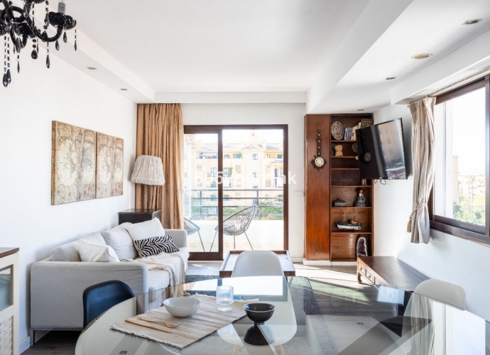 Apartamento Planta Media en San Pedro de Alcántara - 1