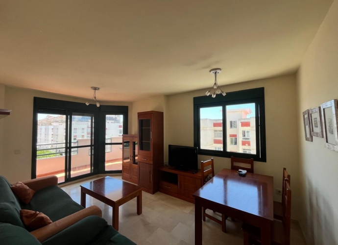 Apartamento Planta Media en Estepona - 9