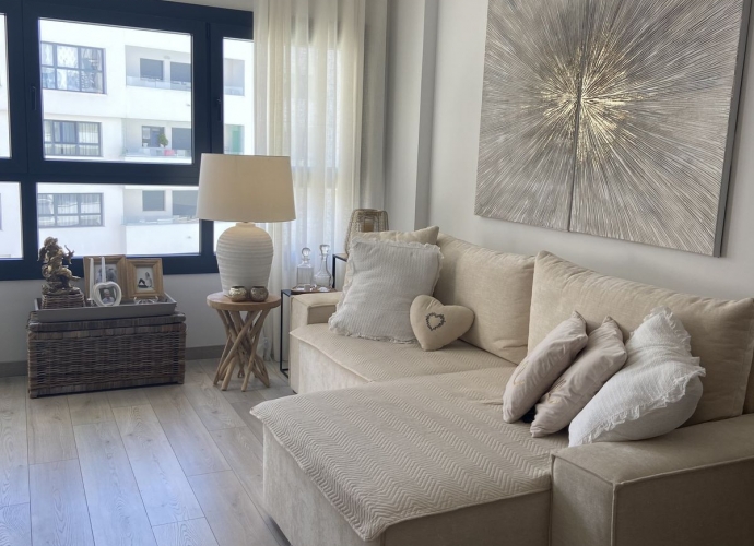 Apartamento Planta Media en Estepona - 10