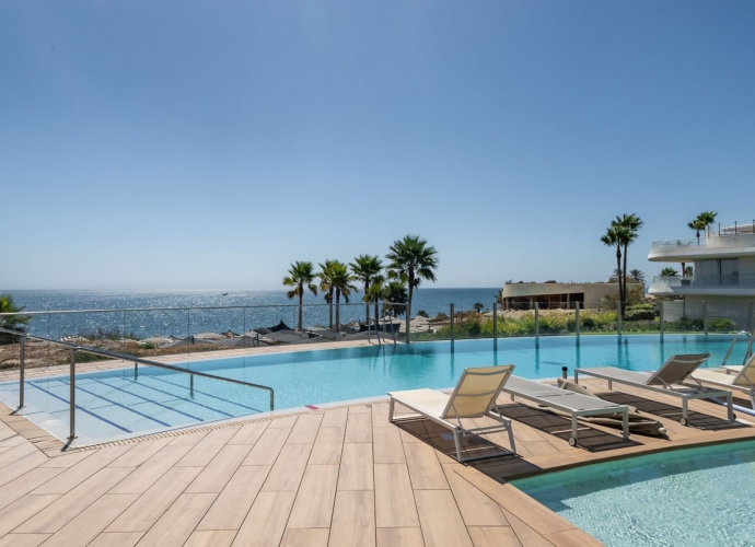 Apartamento Planta Media en Estepona - 5