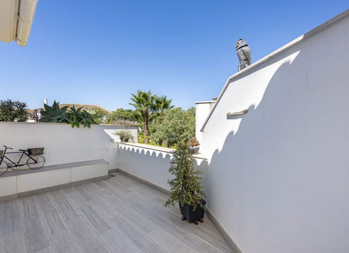 Apartment Penthouse Duplex in Estepona - 9