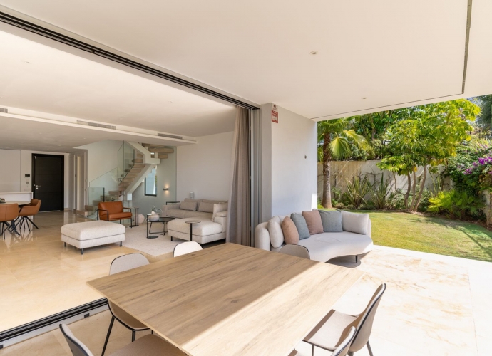 Townhouse Terraced in Río Real - 10