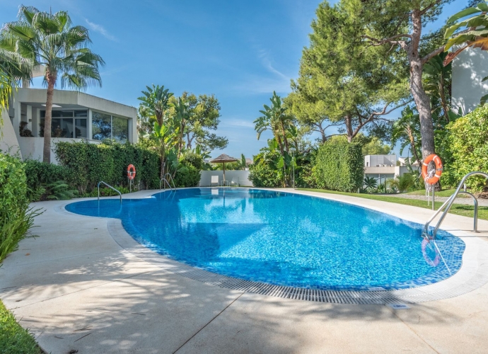 Townhouse Terraced in Sierra Blanca - 1