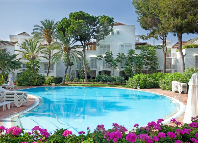 Apartment Ground Floor in Elviria White Pearl Beach  - 1