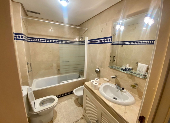 Apartamento Planta Baja en San Pedro de Alcántara - 9