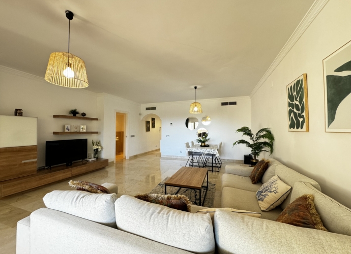 Apartamento Planta Media en Estepona - 5