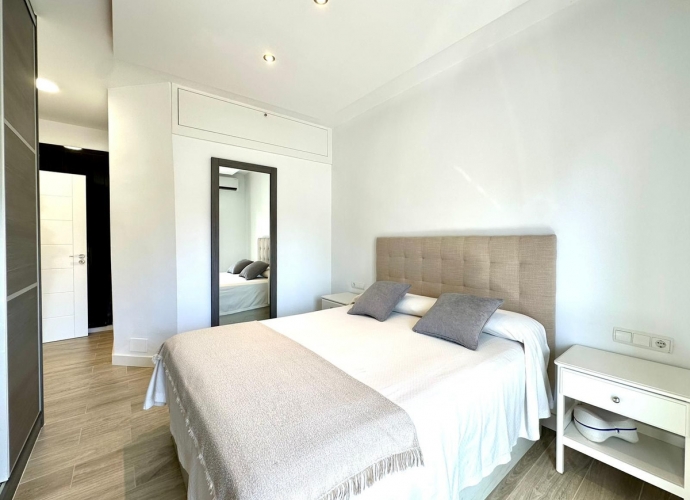 Apartamento Planta Media en Estepona - 8