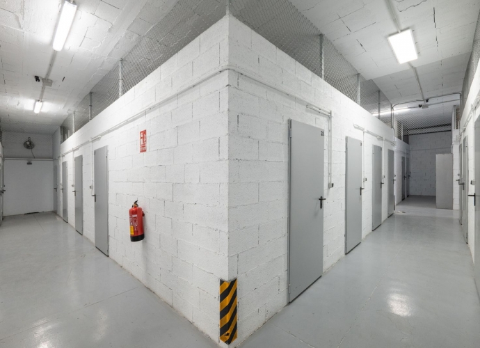 Commercial Storage Room en Marbella - 8