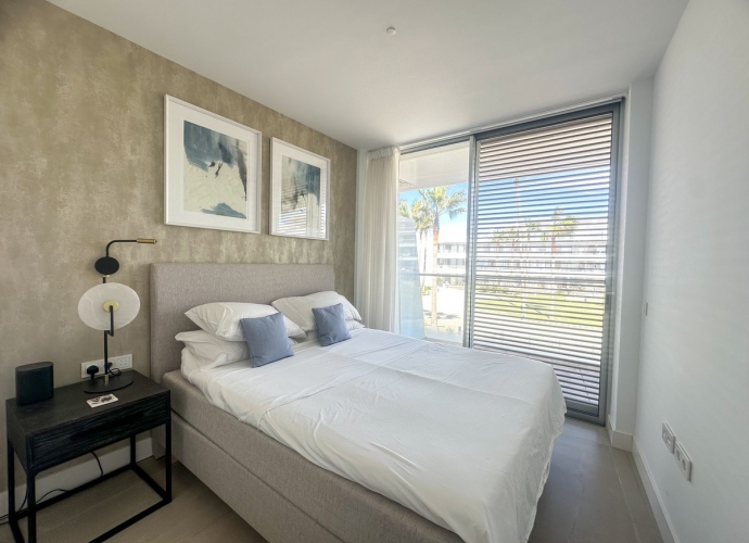 Apartamento Planta Media en Estepona - 9