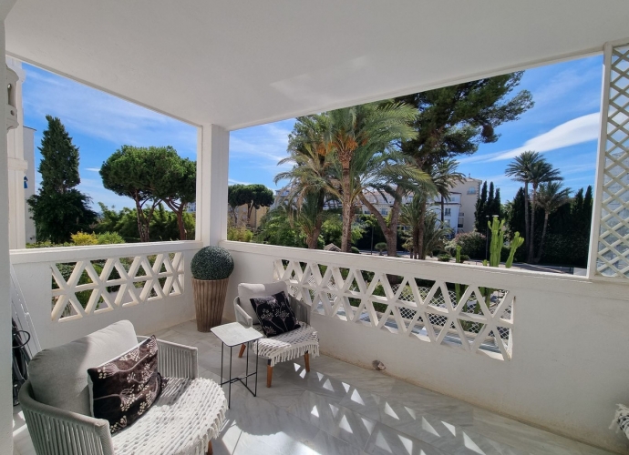 Appartement milieu d’Etage situé à Puerto Banús - 1