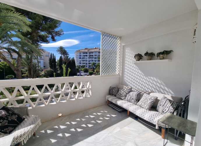 Appartement milieu d’Etage situé à Puerto Banús - 2