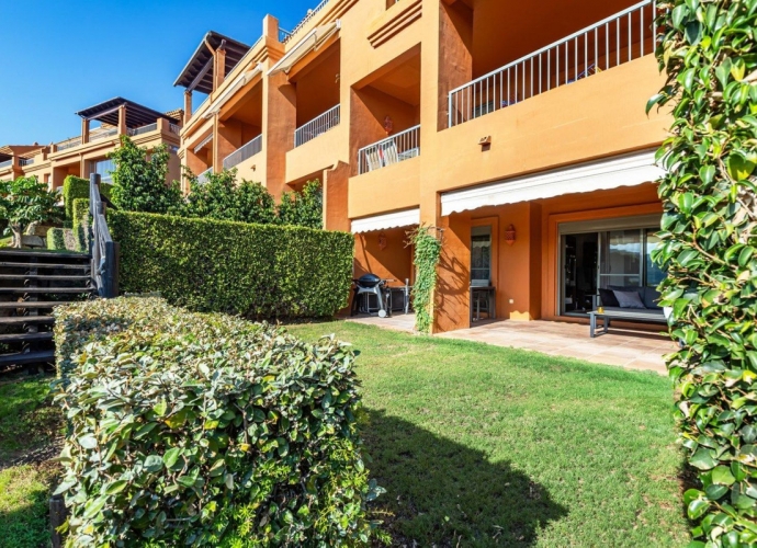 Apartment Ground Floor in Benahavís - 1