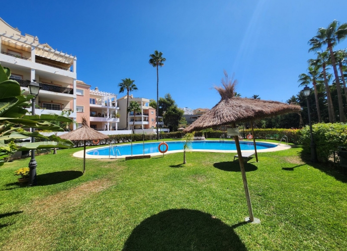 Apartment Middle Floor in Nueva Andalucía River Garden  - 6