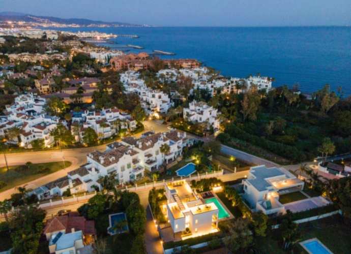 Villa Independiente en Puerto Banús - 8