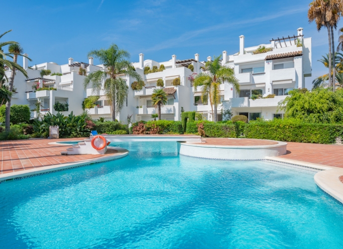 Apartamento Planta Baja en Marbella - 2