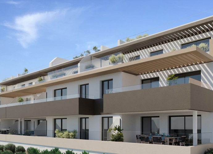 Apartamento Planta Media en Estepona - 1