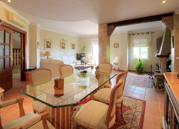 Villa Detached in Marbella - 2